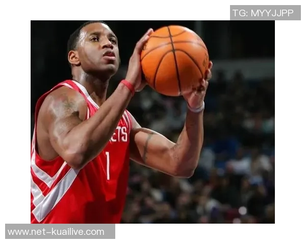 1995年NBA总决赛火箭队与魔术队的经典对决回顾与分析